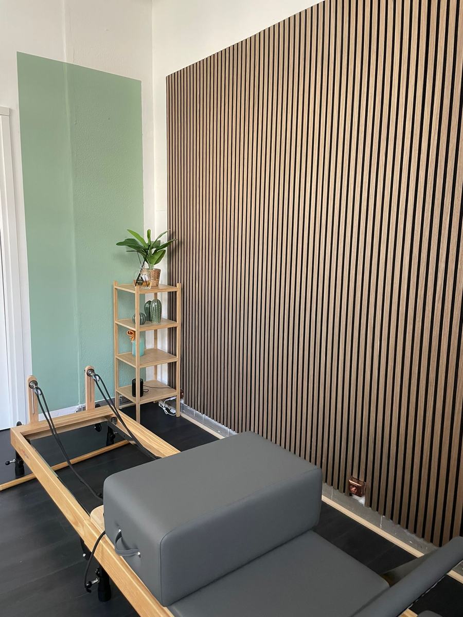 Interno dello studio di Pilates Reformer